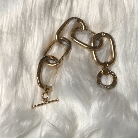 CC Skye Gold Link Bracelet - Picture 2 of 5